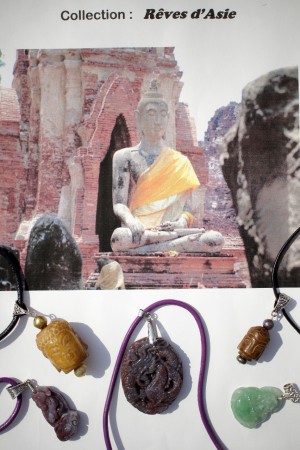 REVE D ASIE : pierres sculptées